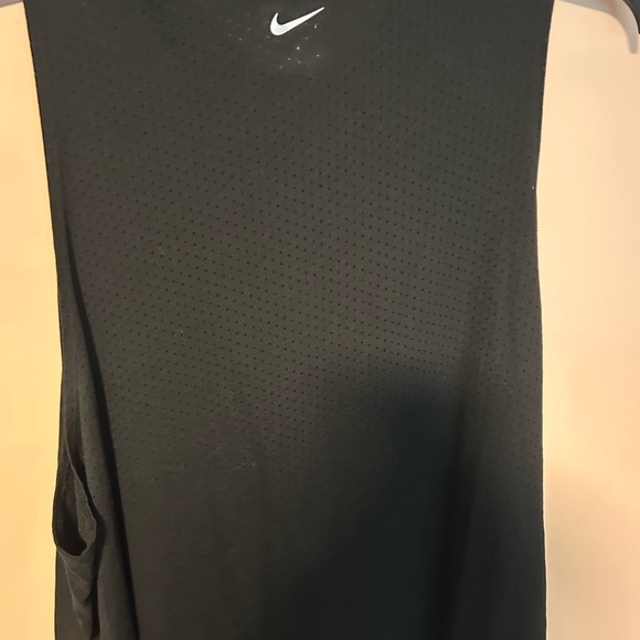 Nike. Miler tank running singlet - Picture 3 of 3